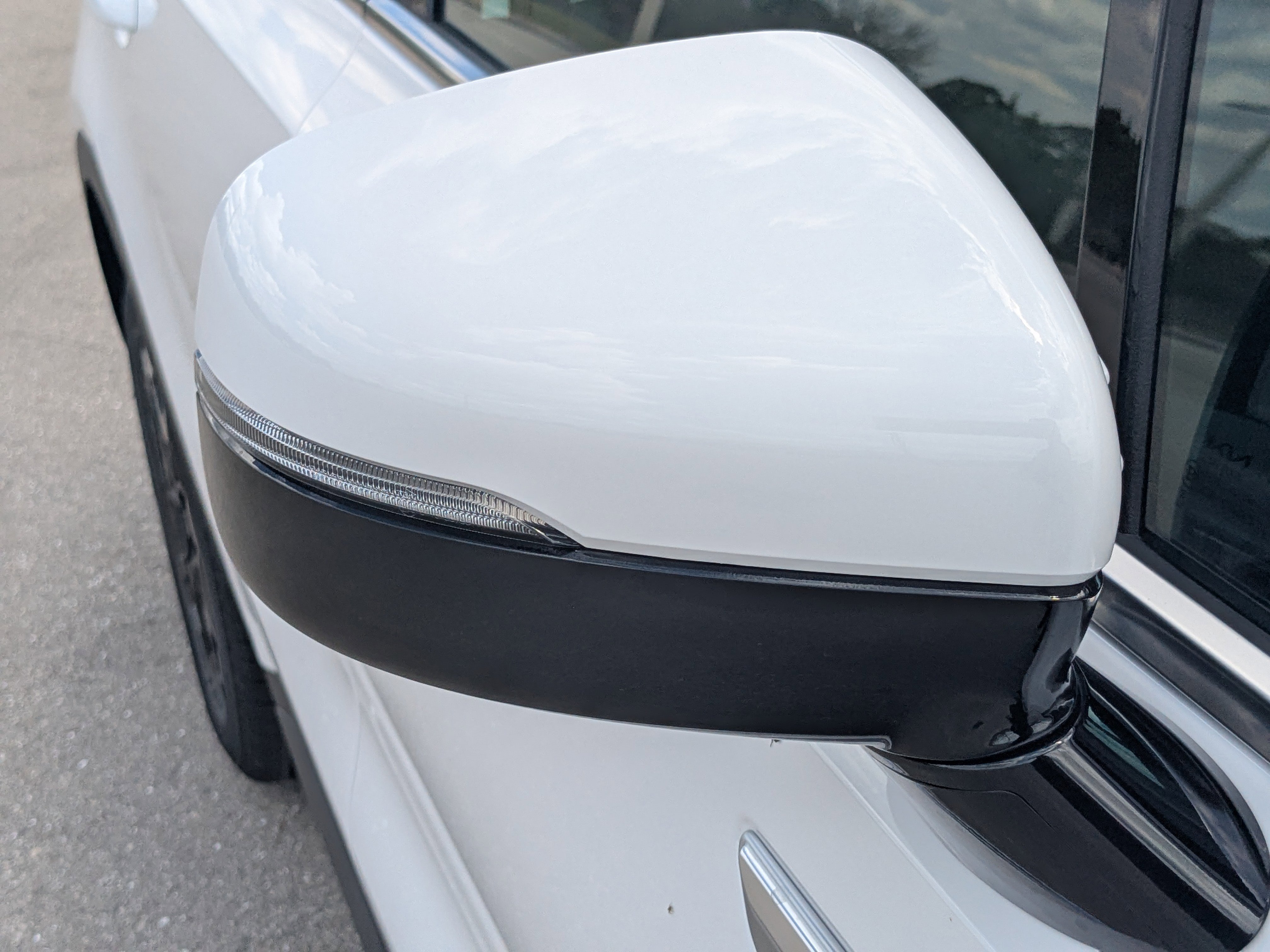 New 2026 Glacial White Pearl Kia S image 12