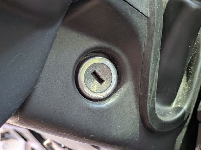 Used 2015 White Ford Platinum image 33