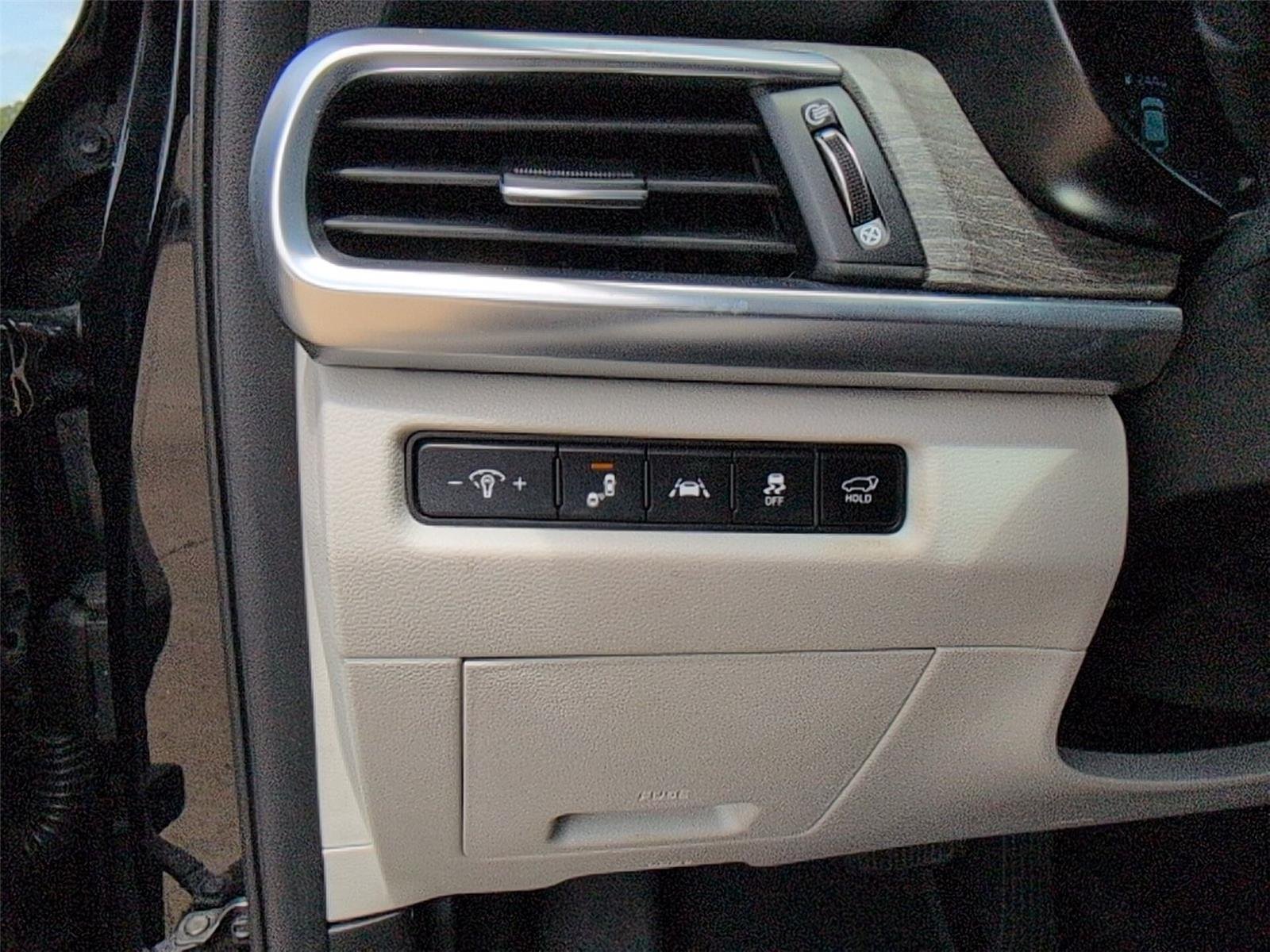 Used 2021 Ebony Black Kia EX image 38