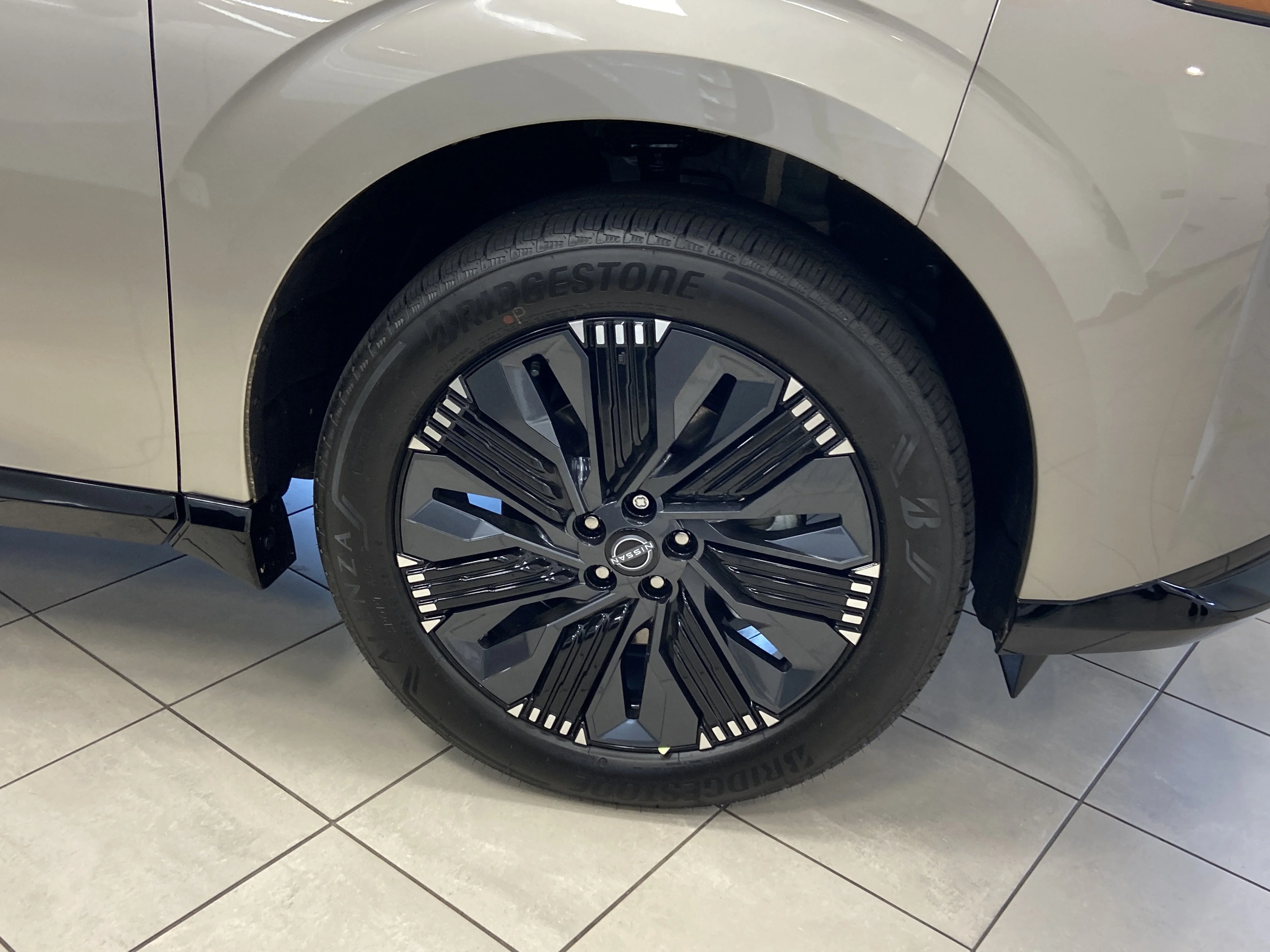 New 2026 Champagne Silver Metallic Nissan Platinum image 9