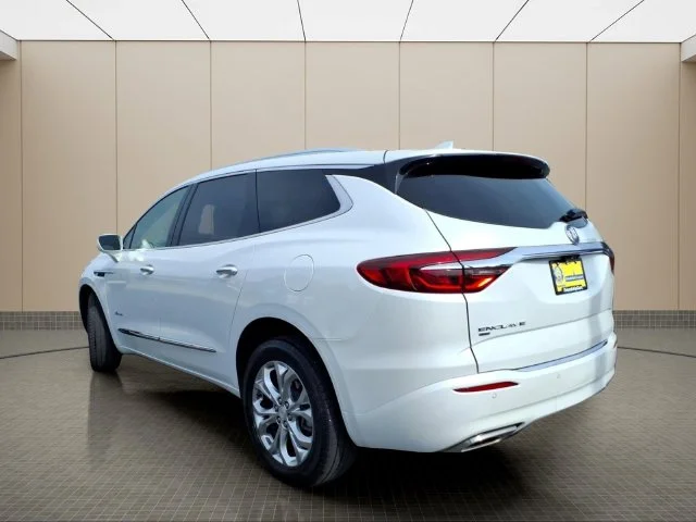 Used 2020 White Buick Avenir image 10