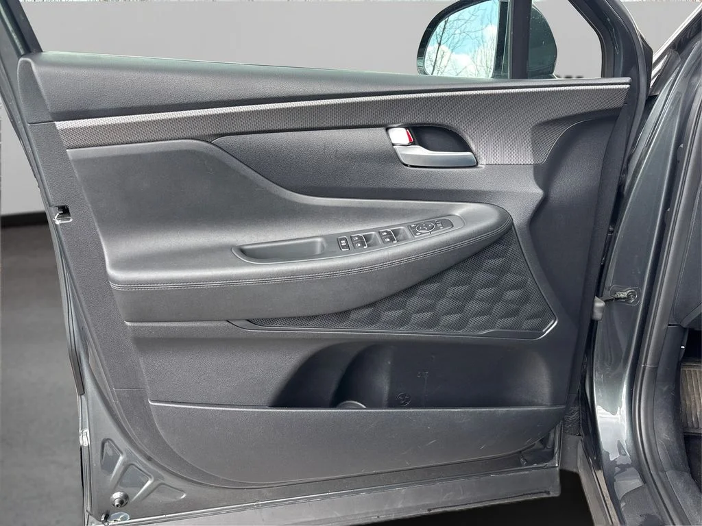 Used 2020 Green Hyundai SEL image 24