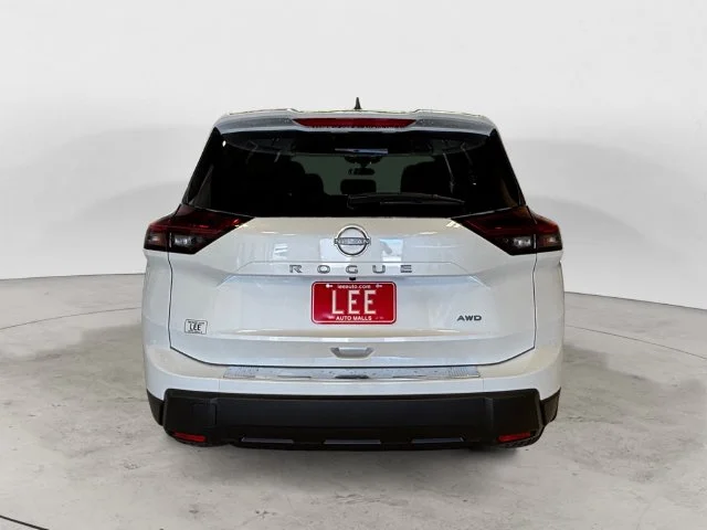 New 2026 White Nissan SV image 4