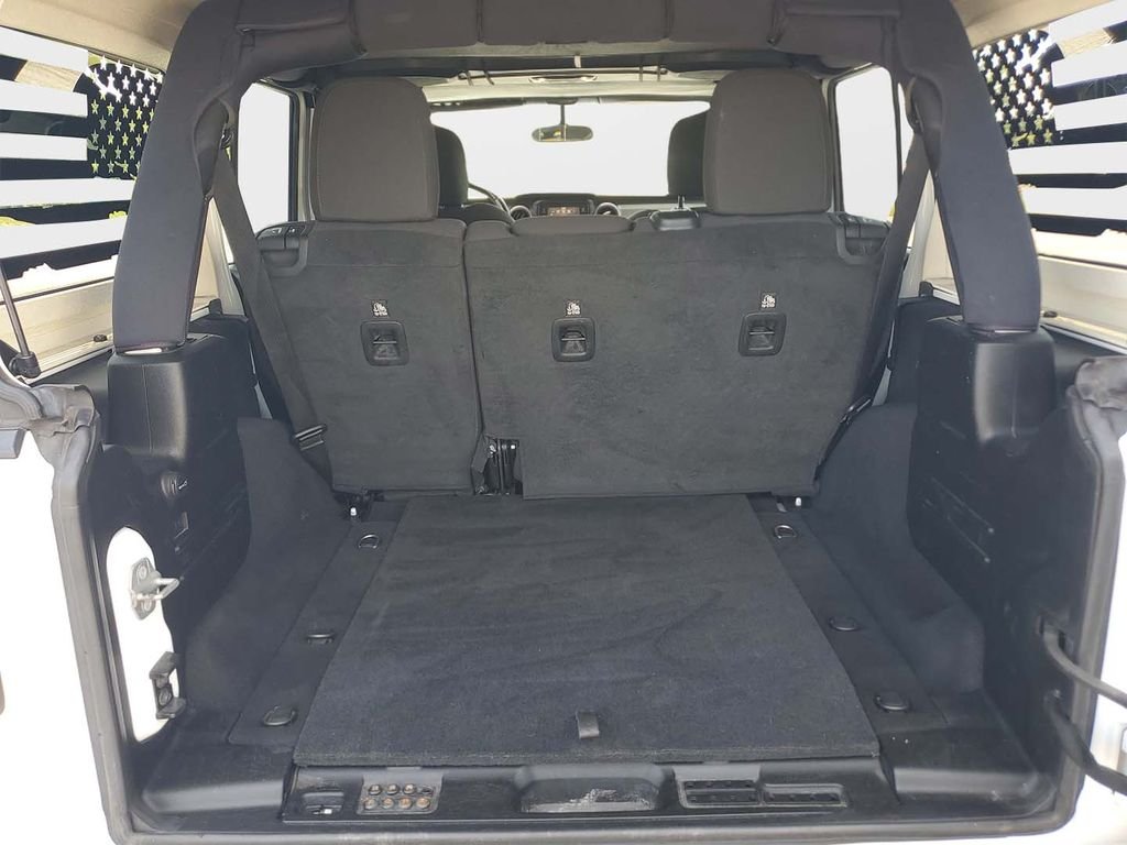 Used 2020 White Jeep Unlimited Sport S image 27