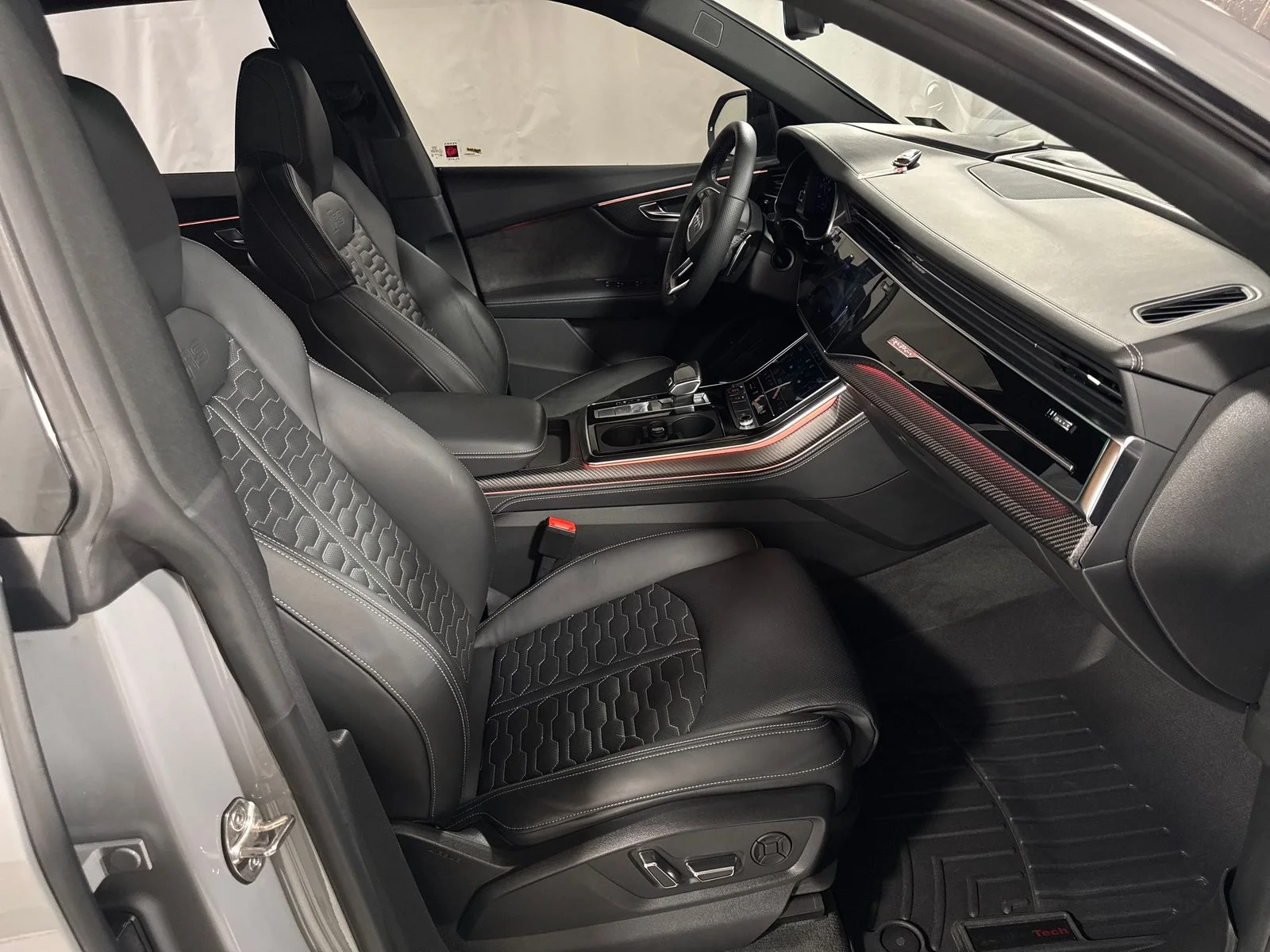 Used 2022  Audi 4.0T quattro image 29