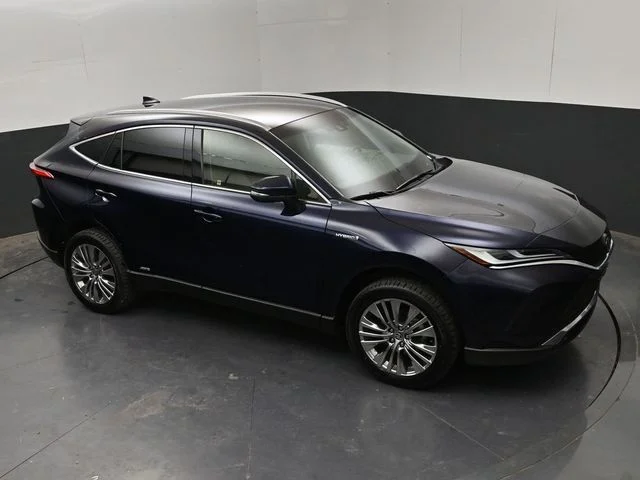 Certified Used 2021  Toyota Limited image 24