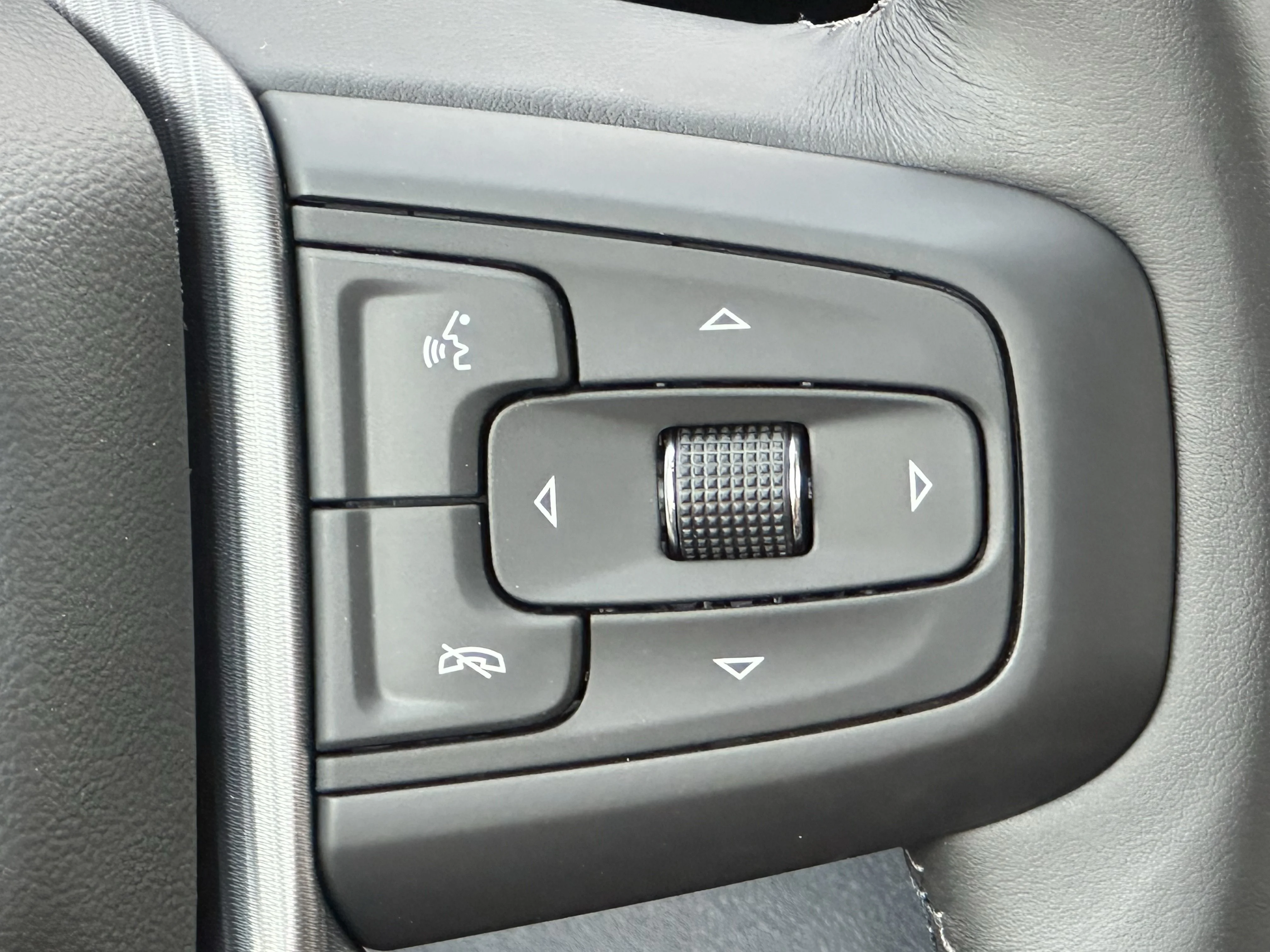 New 2026 Polar White Tricoat GMC Denali Ultimate image 14
