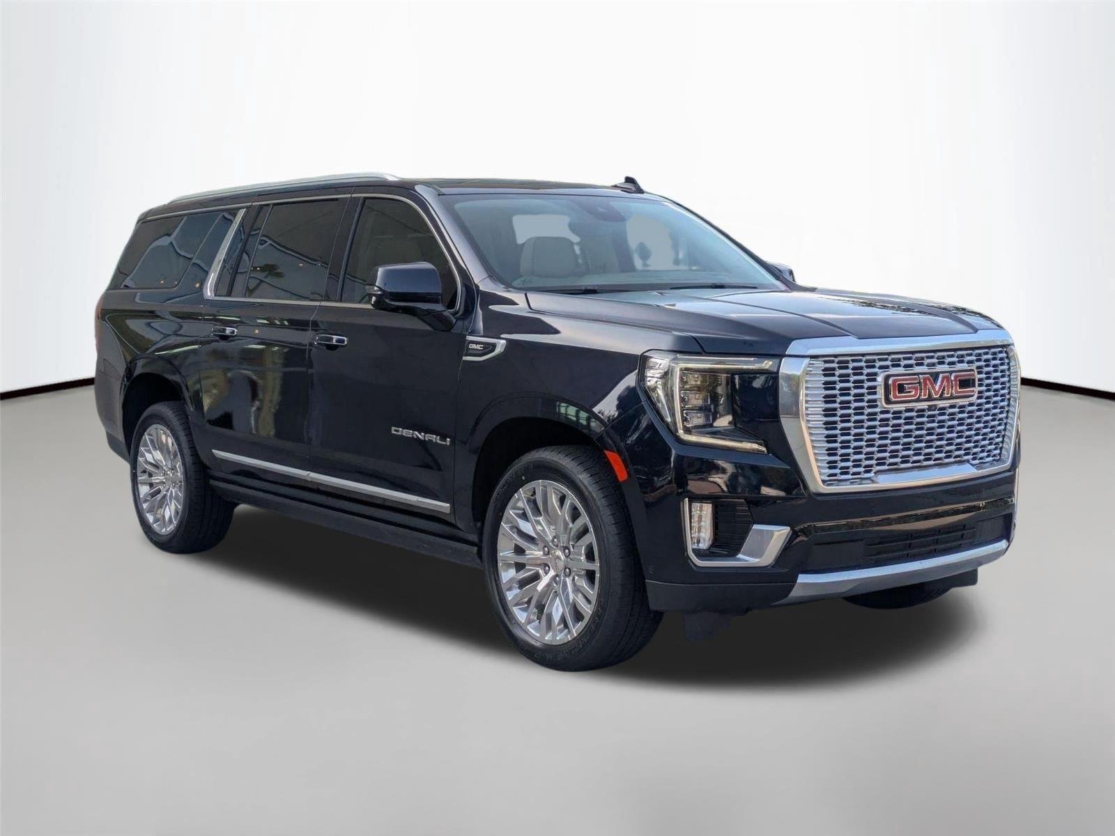 Used 2024 Midnight Blue Metallic GMC Denali image 4