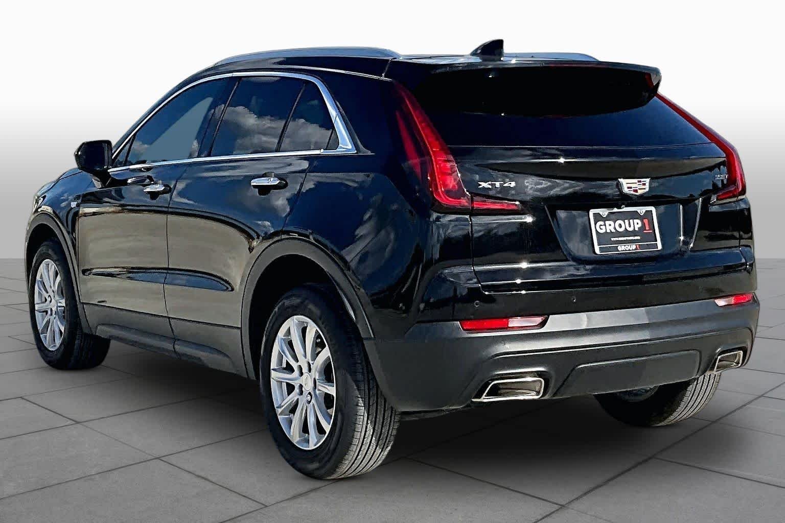 Used 2023 Stellar Black Metallic Cadillac FWD Luxury image 21