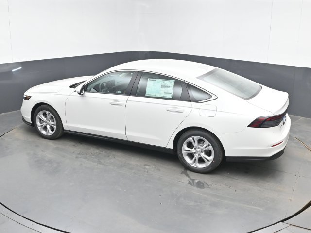 New 2026 Platinum White Pearl Honda LX image 30