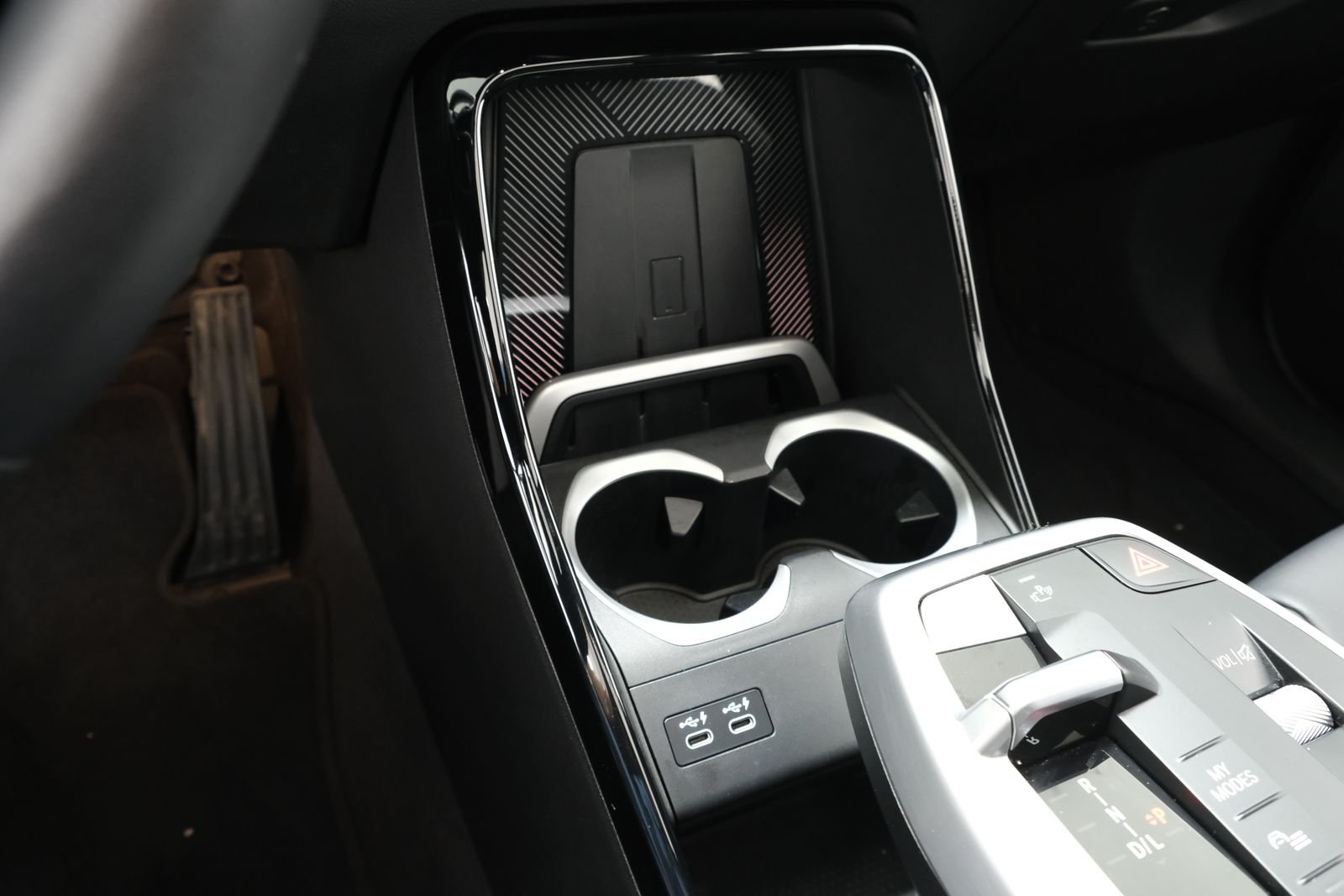 Certified Used 2023 Alpine White BMW xDrive28i image 20