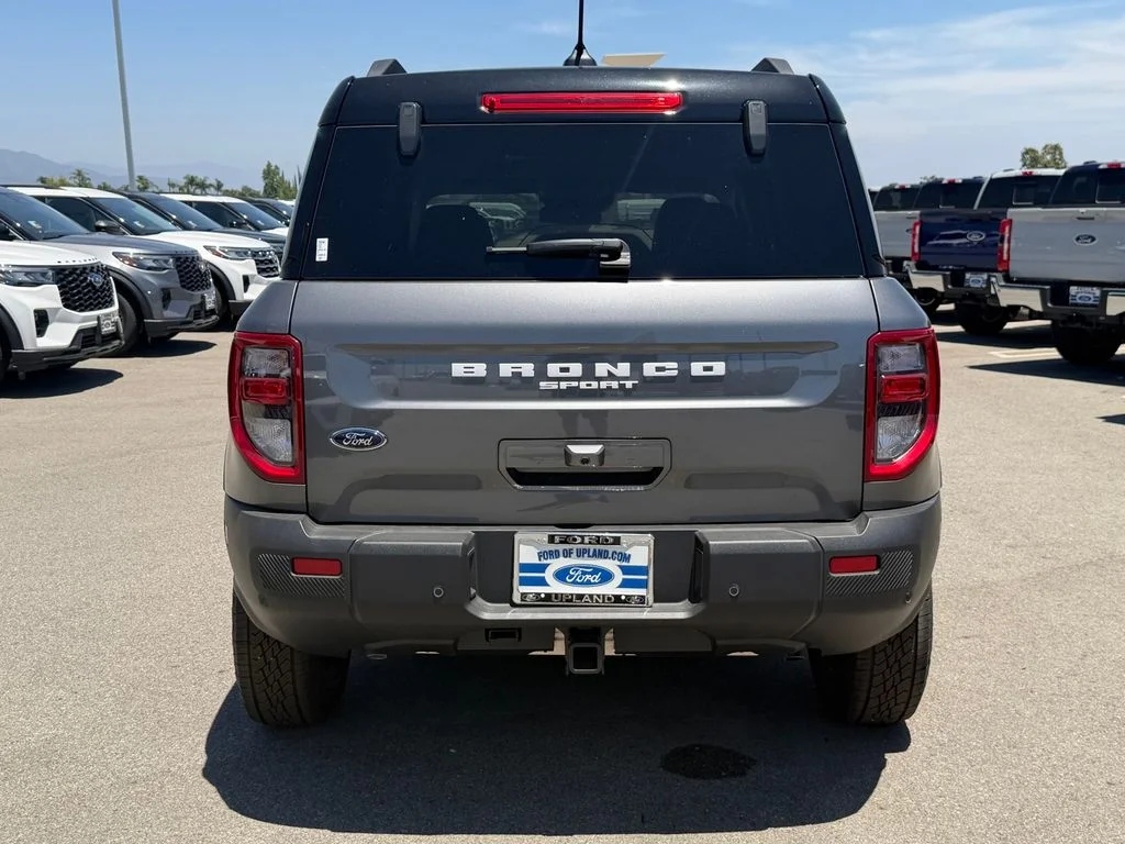 New 2025 Carbonized Gray Metallic Ford Badlands® image 6