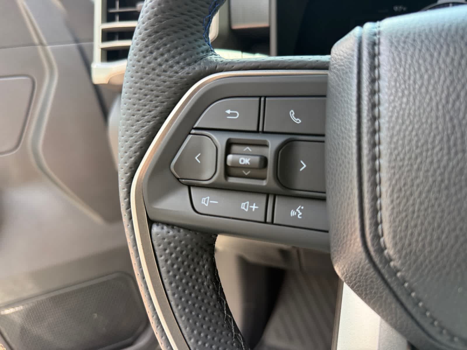 Used 2026 Lunar Rock Toyota Platinum Hybrid image 26