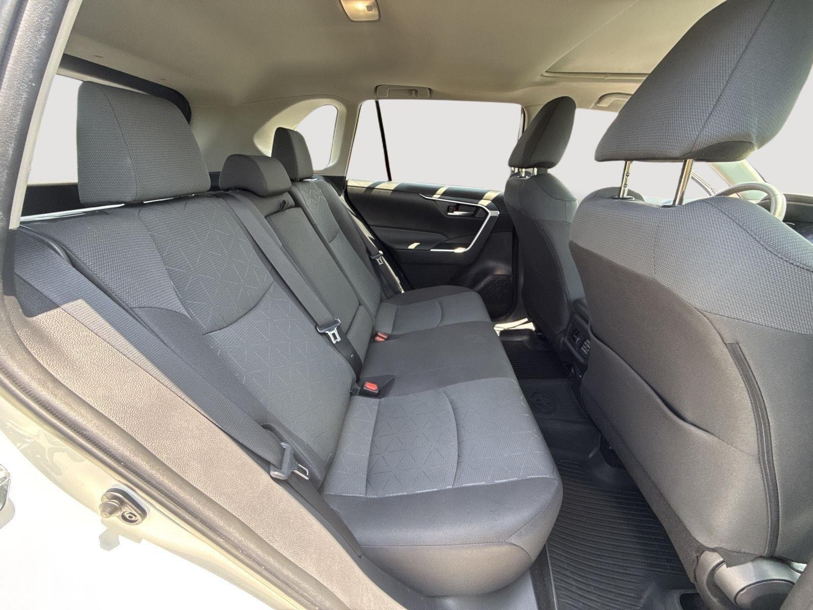 Used 2024 Ice Cap Toyota XLE image 5