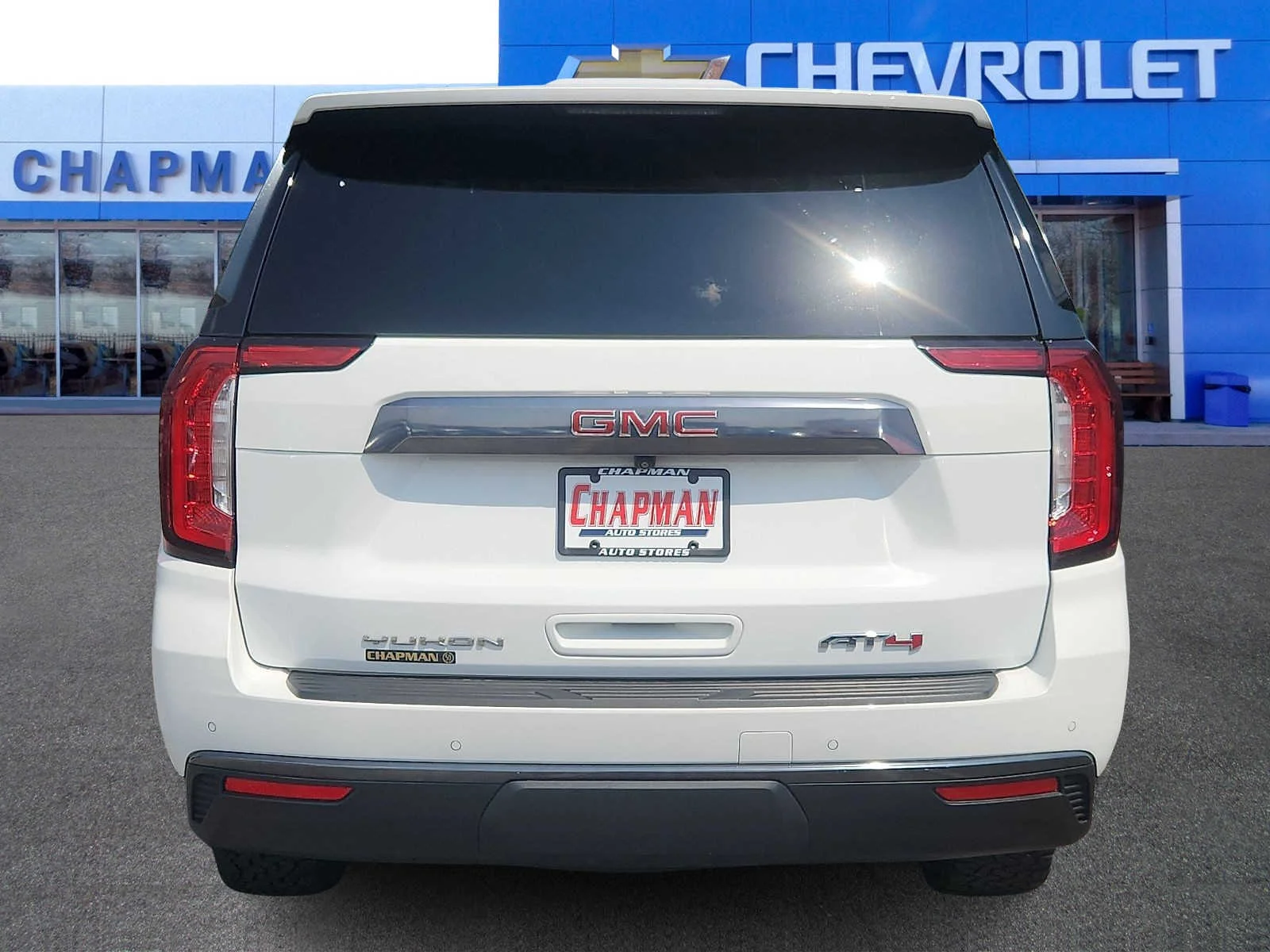 Used 2023 Summit White GMC AT4 image 5