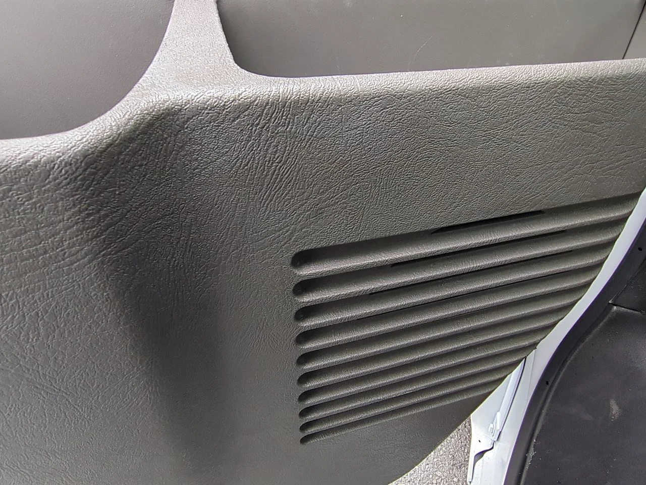 2025 Chevrolet Express Cargo Work Van - Photo 83