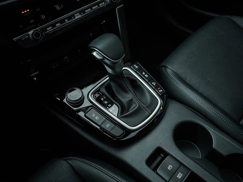 New 2026 Snow White Pearl Kia SX AWD image 27