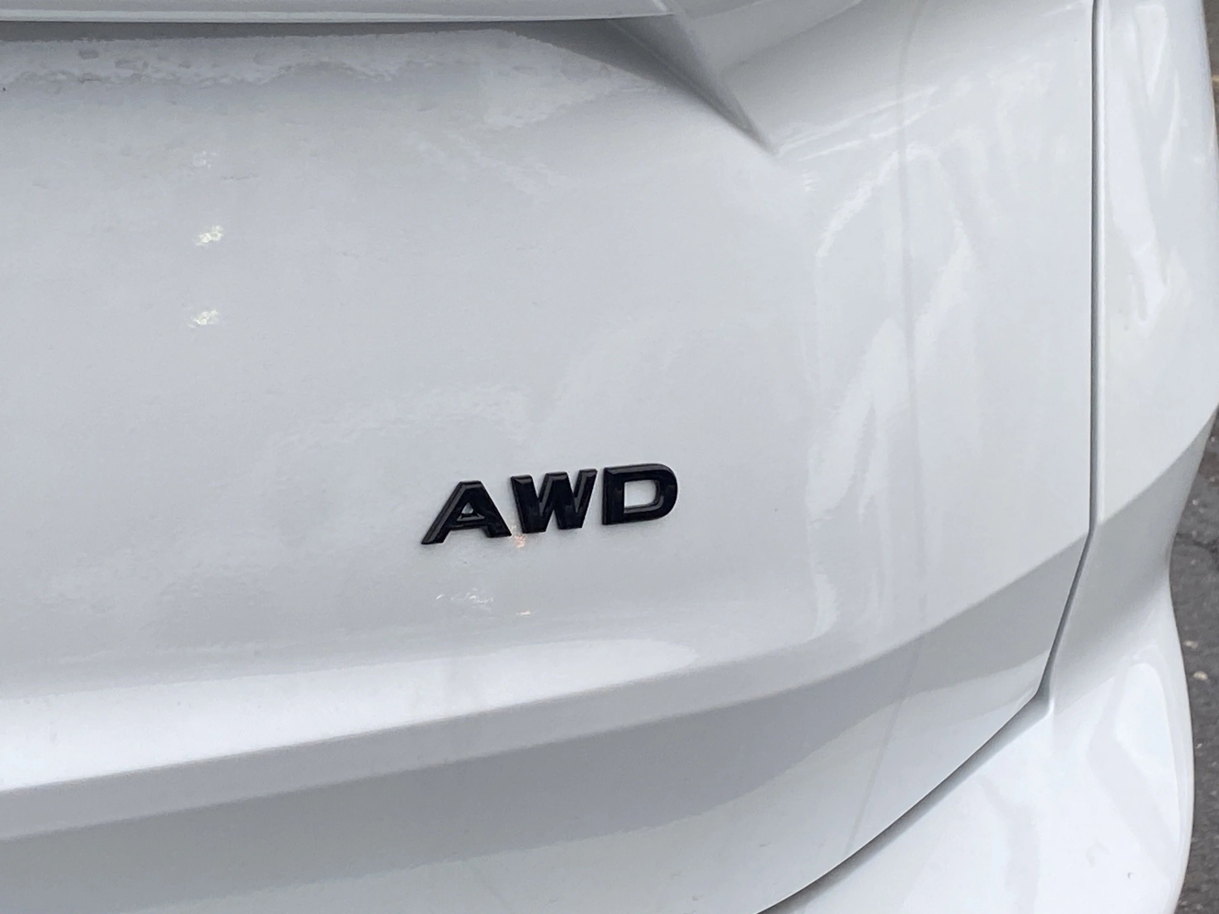New 2026 Everest White Pearl Tricoat Nissan Dark Armor image 10