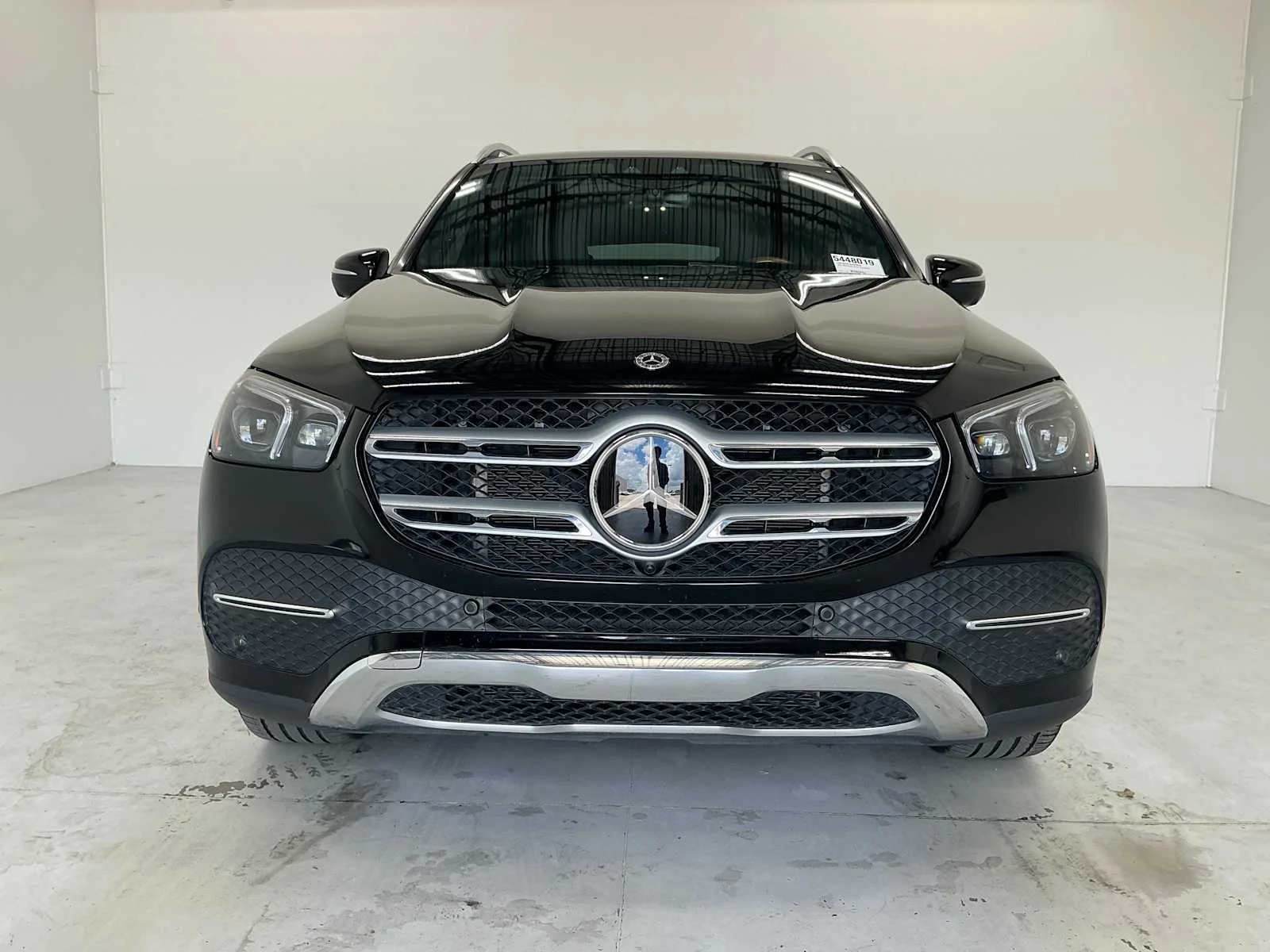 Certified Used 2022  Mercedes-Benz GLE 450 image 2