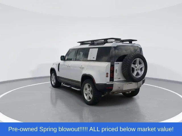 Used 2020  Land Rover SE image 6