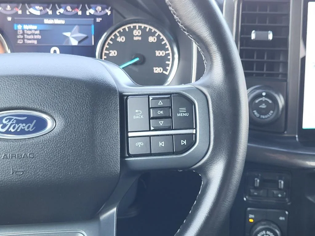 Used 2023 Atlas Blue Metallic Ford XLT image 14