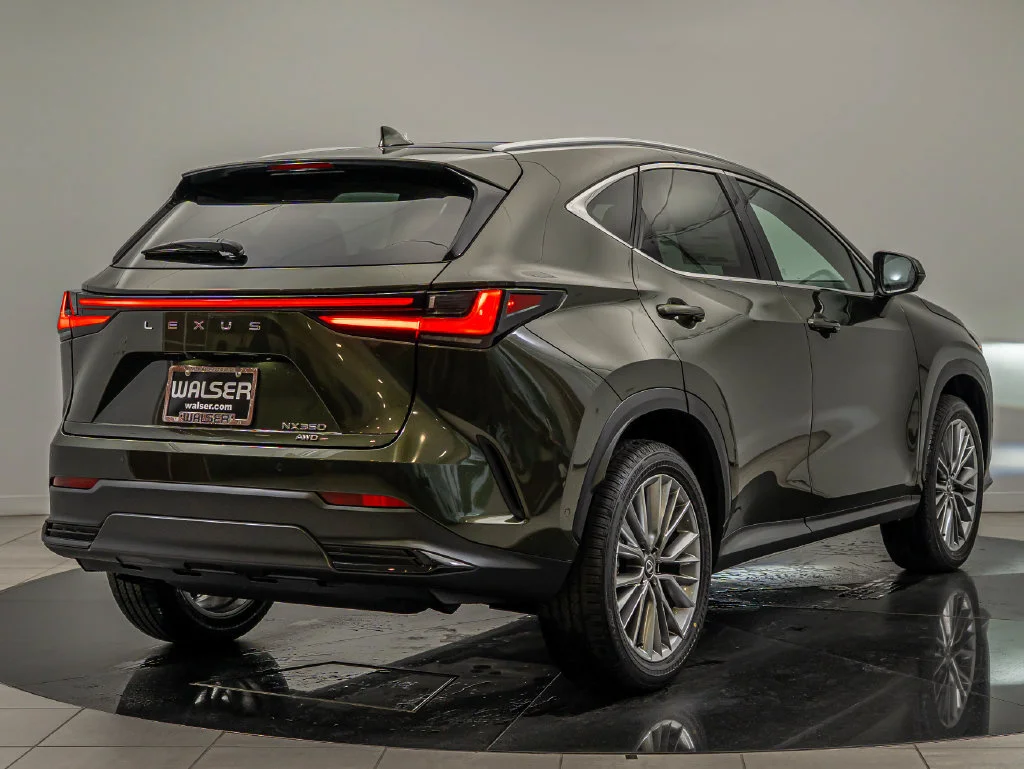 New 2026 Nori Green Pearl Lexus LUXURY AWD image 5