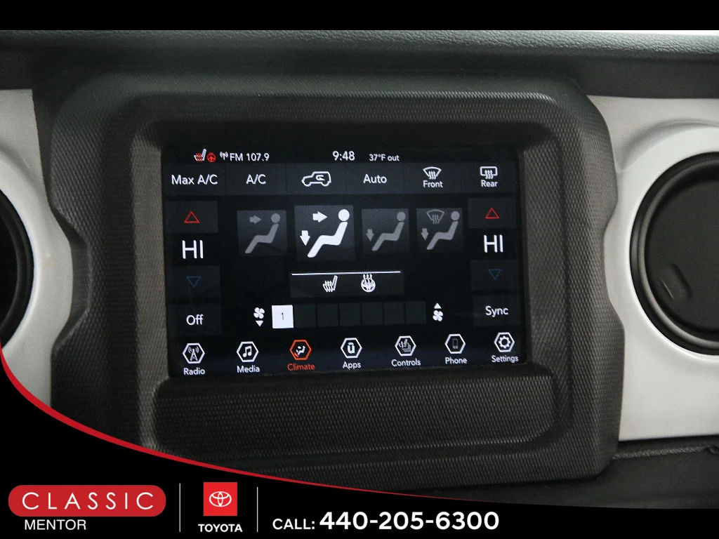 Used 2021 WHITE Jeep Willys image 11