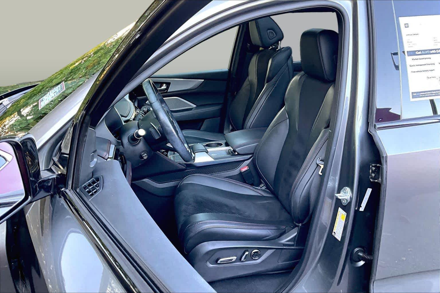 Used 2023 Liquid Carbon Metallic Acura w/A-Spec Package image 9