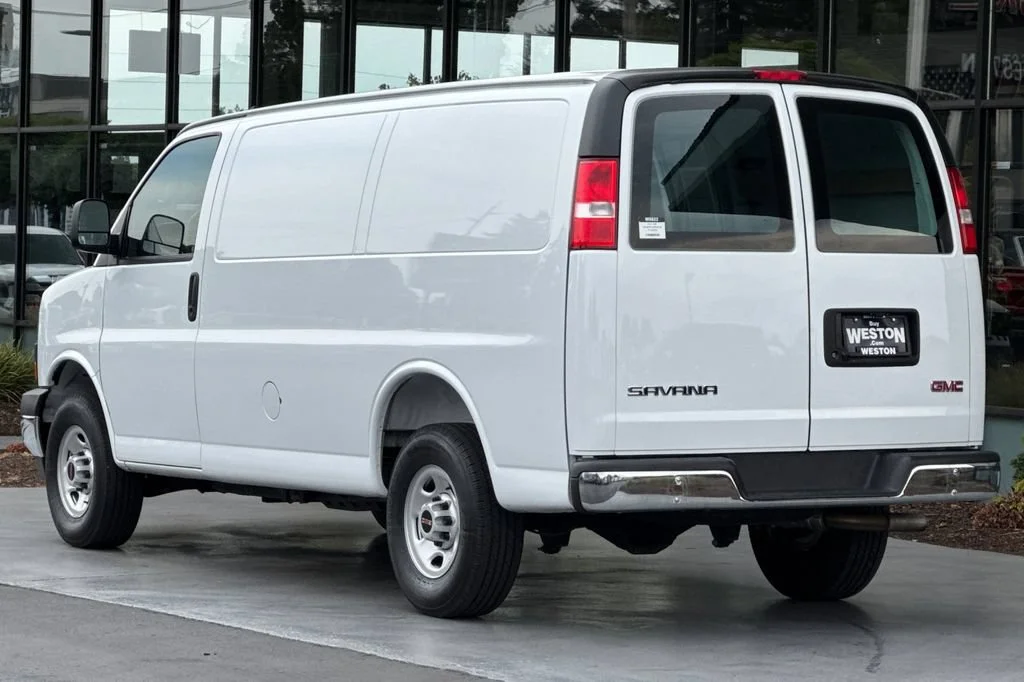 Used 2025 Summit White GMC Work Van image 6