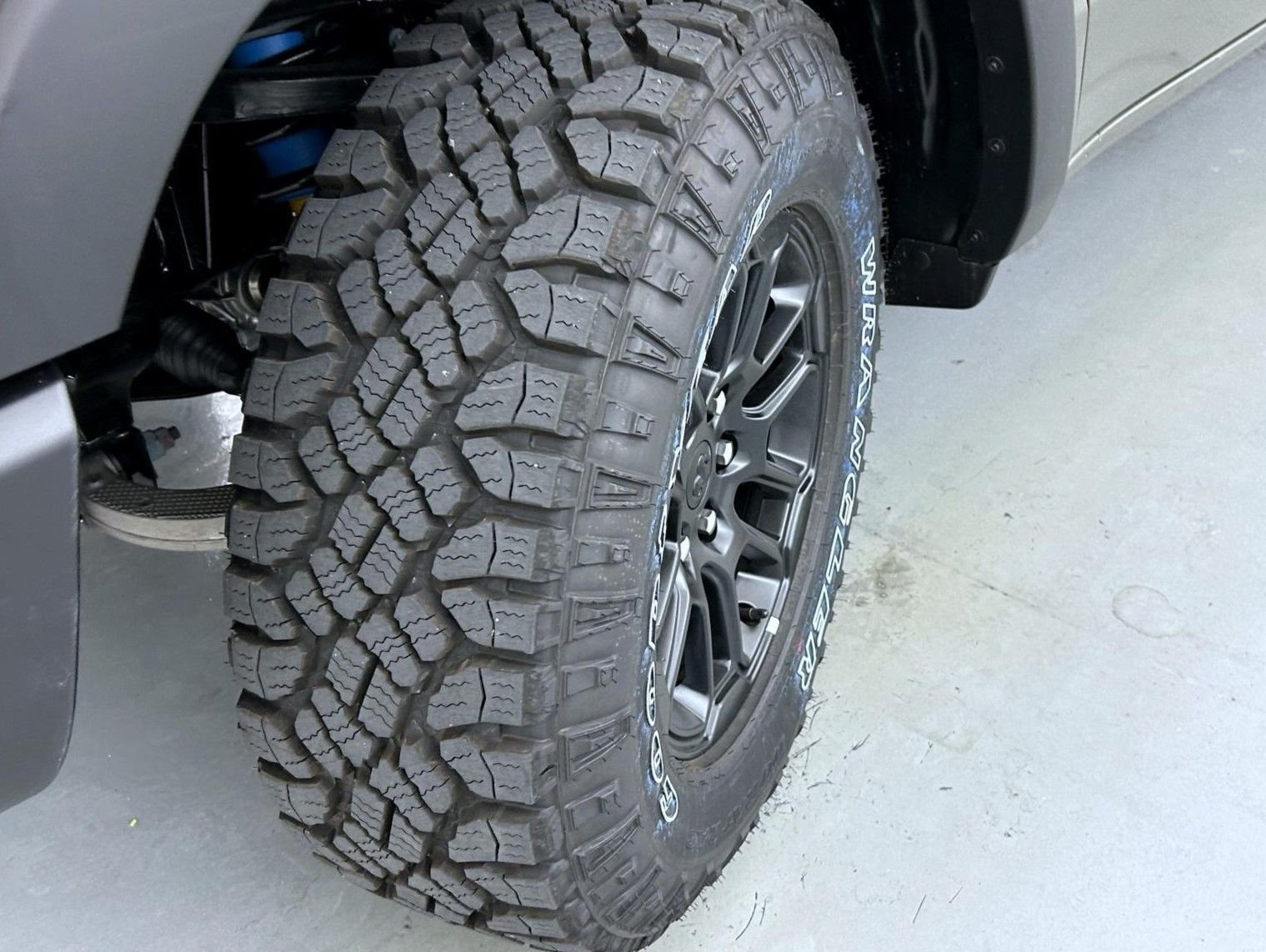 New 2026 Tank Exterior Paint RAM Rebel image 24