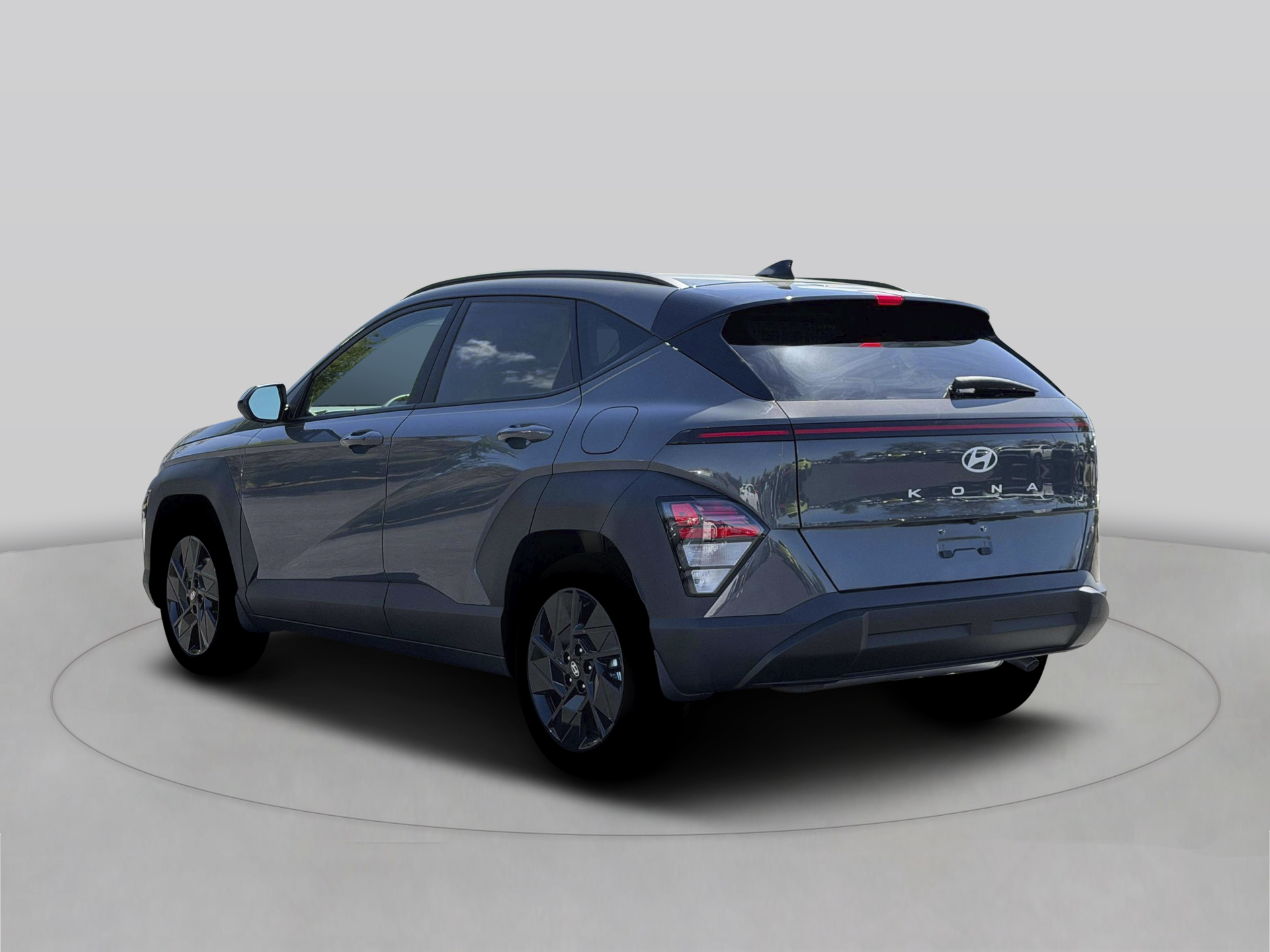 New 2026 Gray Hyundai SEL Sport FWD image 5