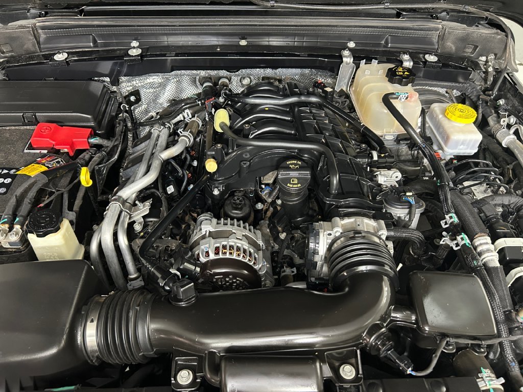 Used 2024 Black Jeep Sahara image 19