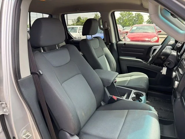 Used 2007 Silver Honda RTX image 25