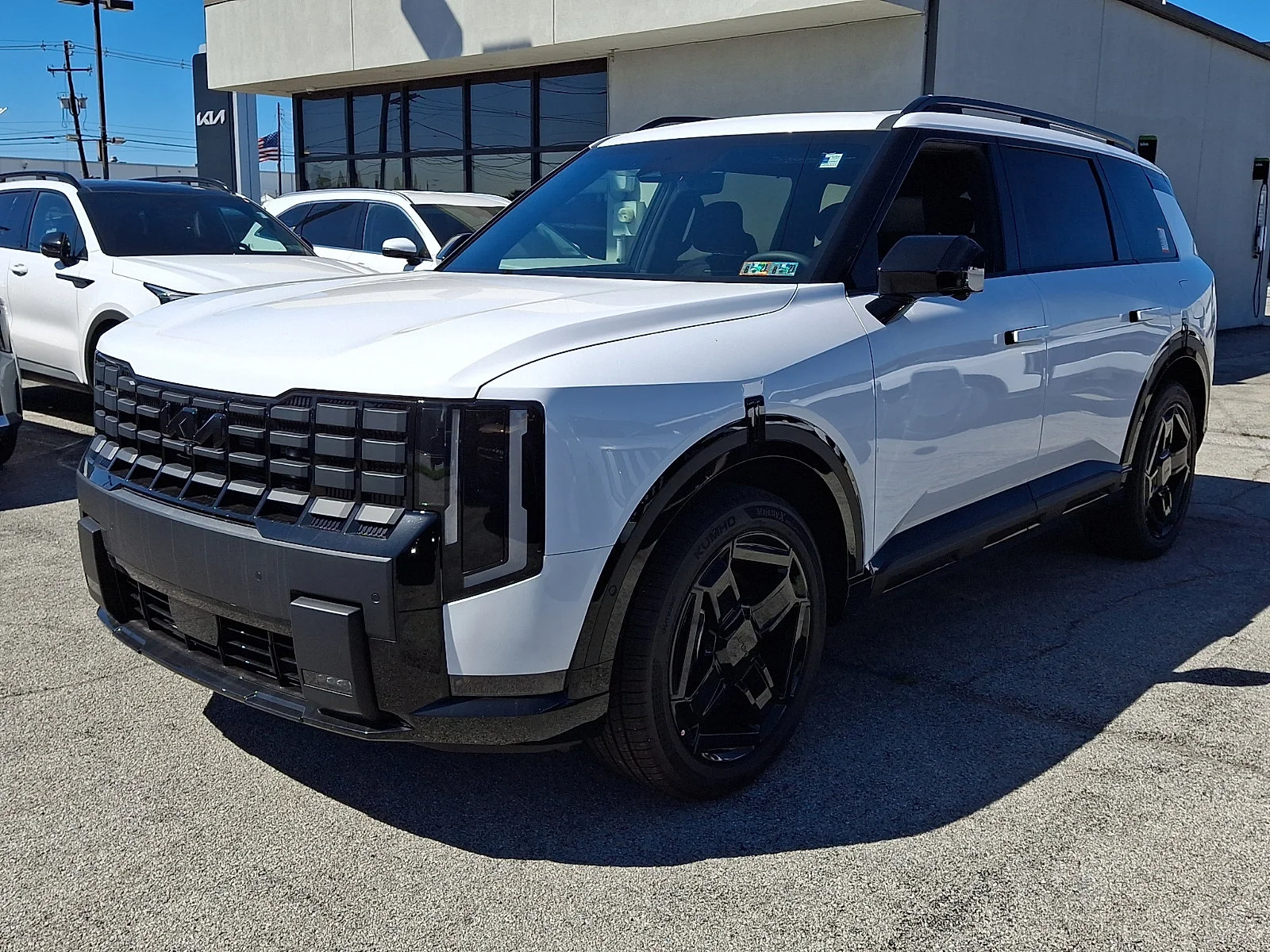 New 2027 White Kia X-Line SX Prestige image 4