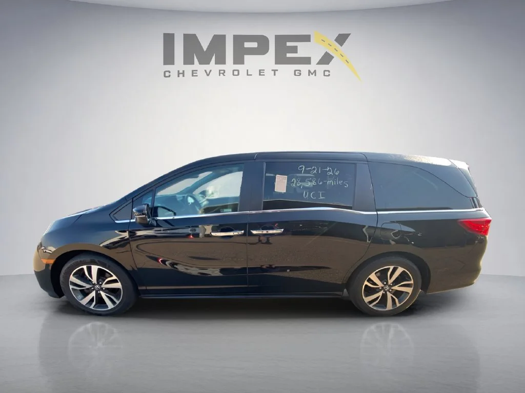 Used 2024 Black Honda Touring image 2