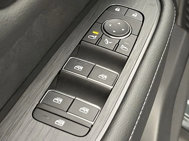 2026 Nissan Armada PRO-4X - Photo 13