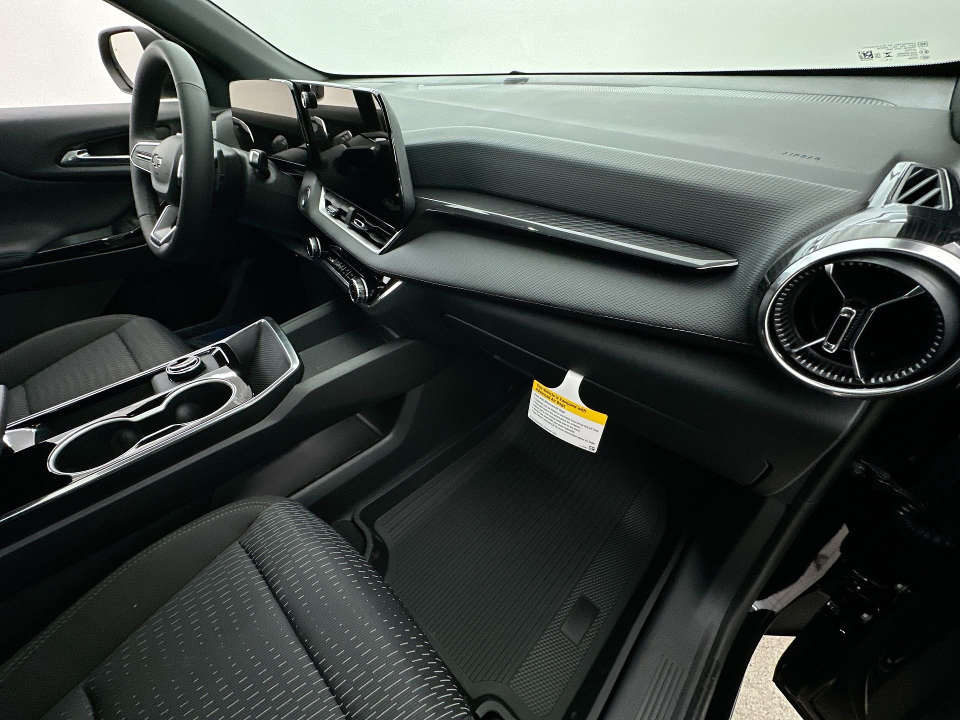 2027 Chevrolet Equinox LT - Photo 85