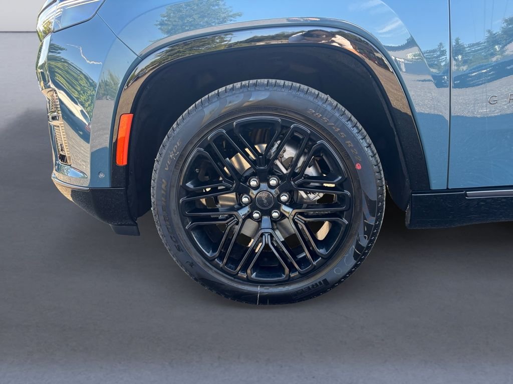 New 2026 Steel Blue Exterior Paint Jeep Limited Reserve image 10