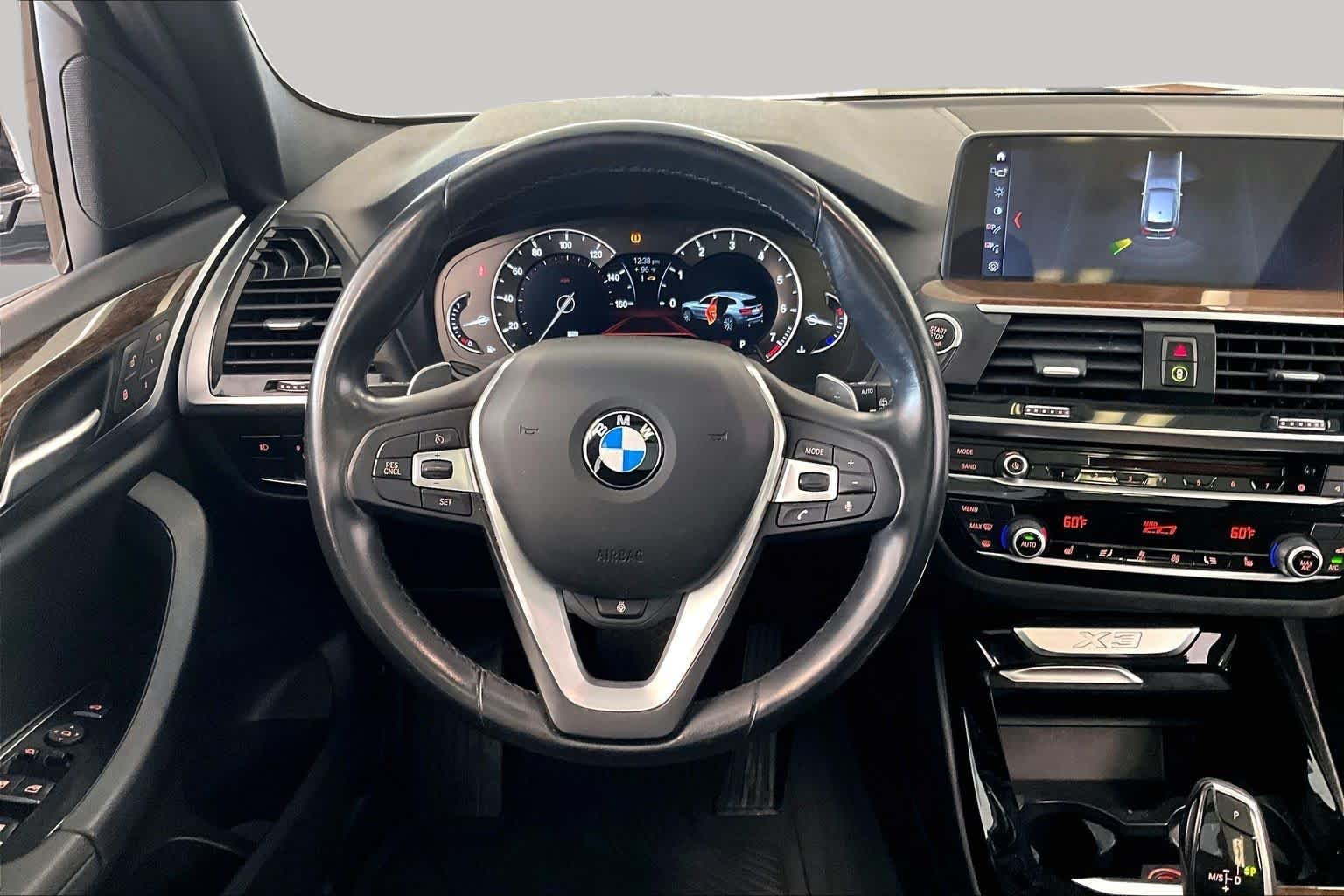 Used 2018 Dark Graphite Metallic BMW xDrive30i image 5