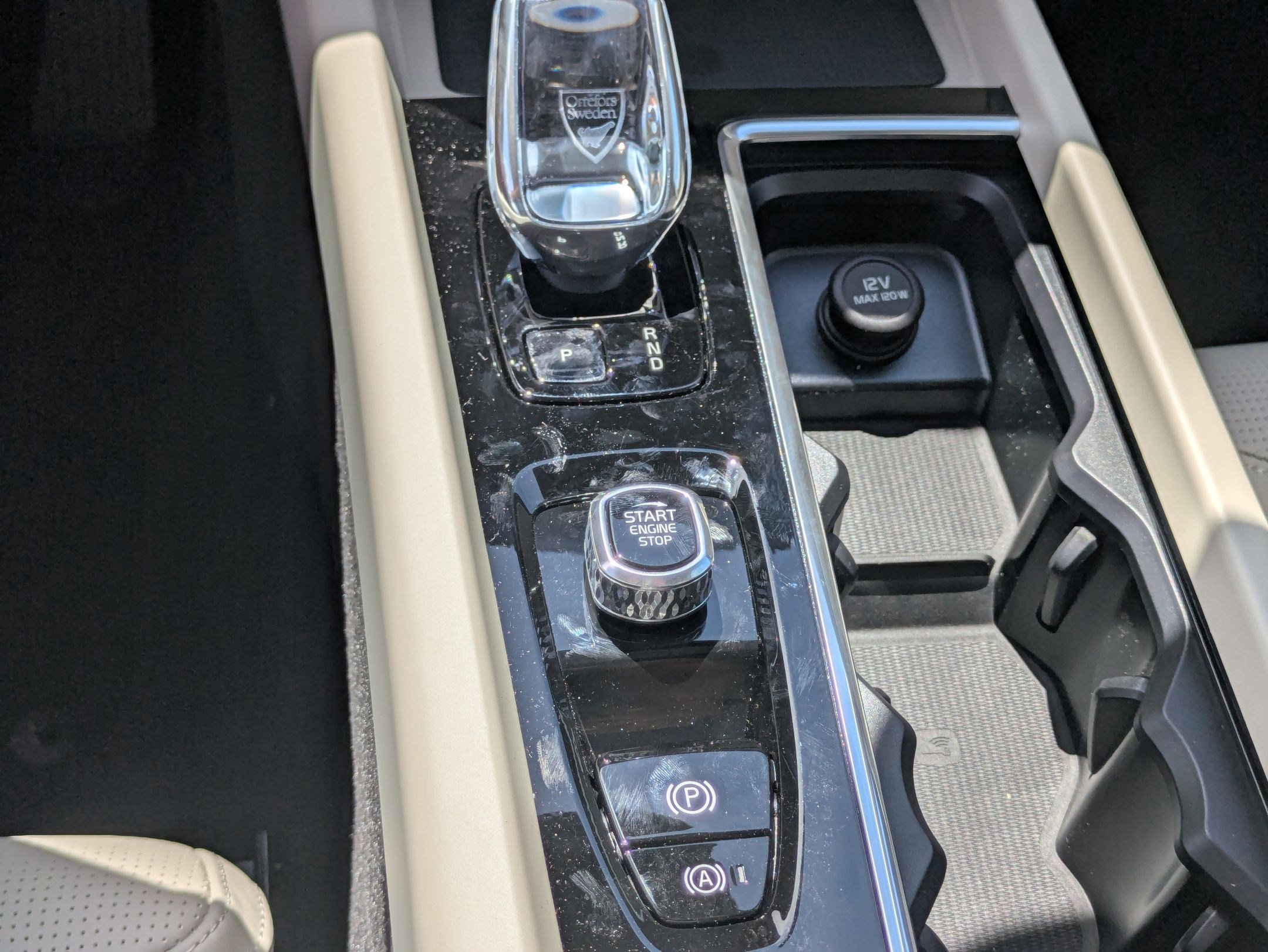 New 2026 Crystal White Volvo Ultra image 14