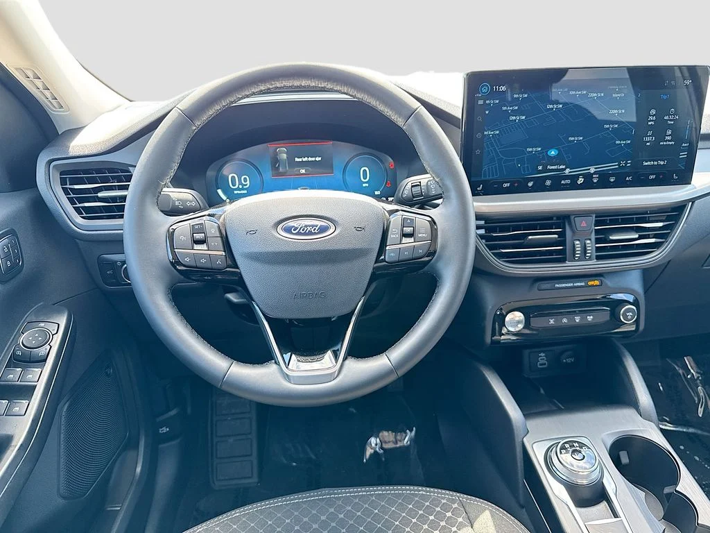 Used 2025 Black Metallic Ford Active image 19