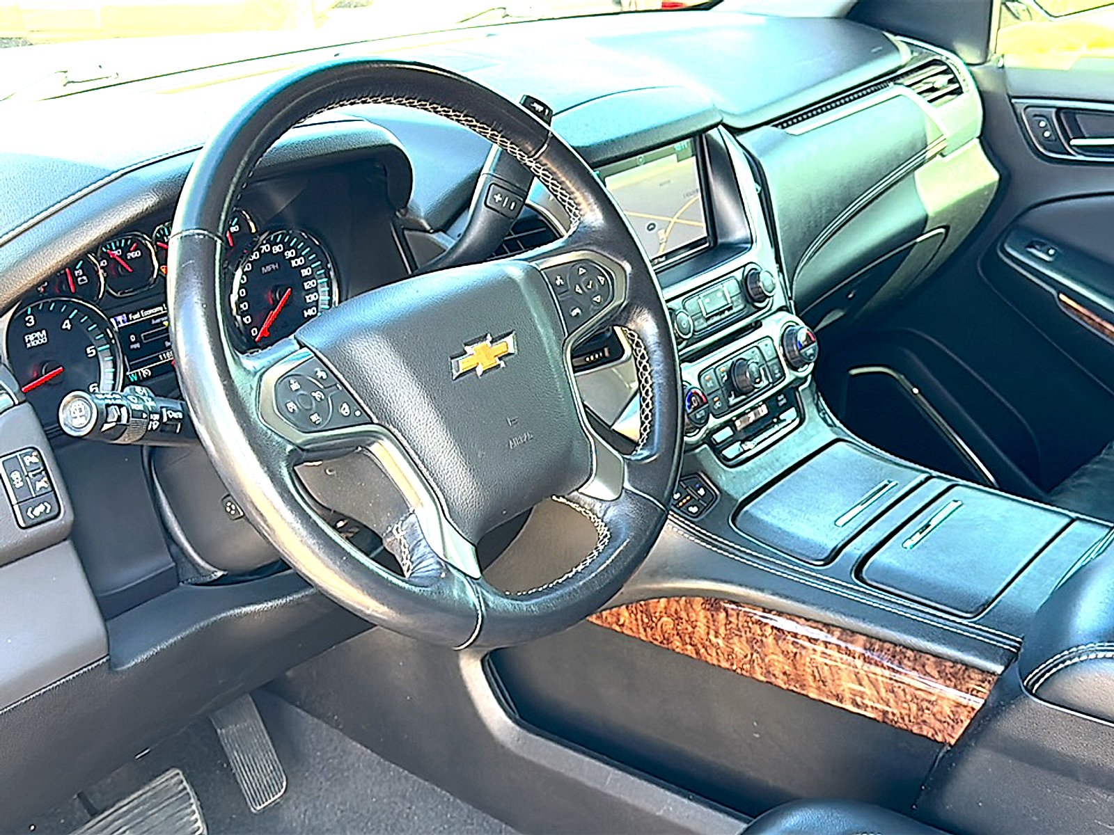 Used 2020 Summit White Chevrolet 2WD Premier image 12