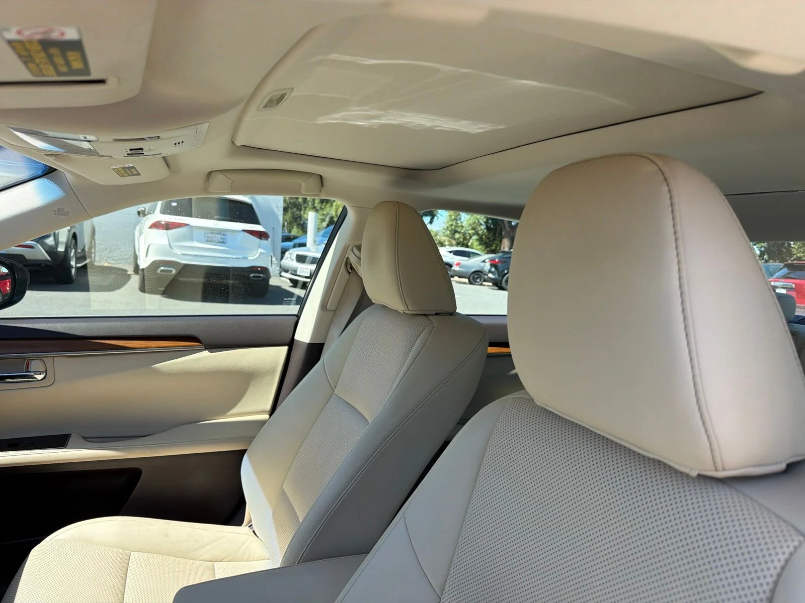 Used 2017 Satin Cashmere Metallic Lexus 300h image 10