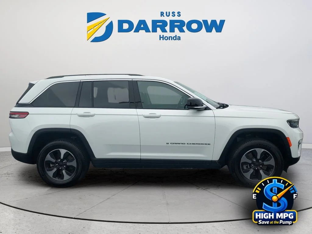 Used 2024 White Jeep 4xe image 6