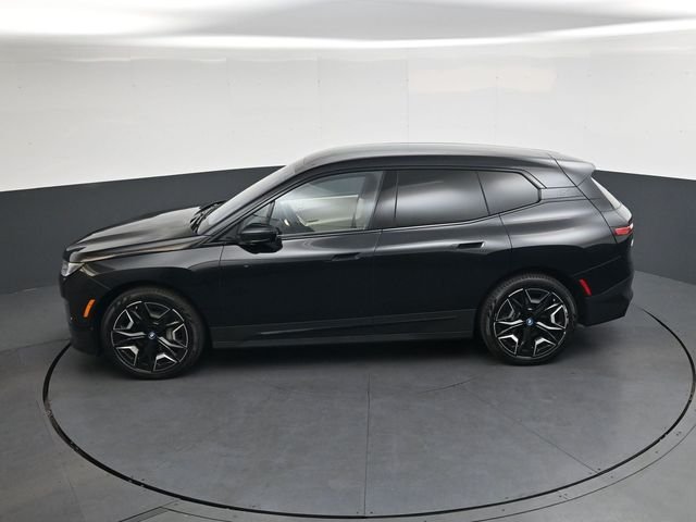 Used 2024 Black BMW xDrive50 image 28