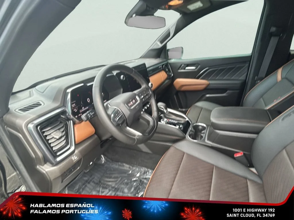 Used 2025 Onyx Black GMC AT4 image 13