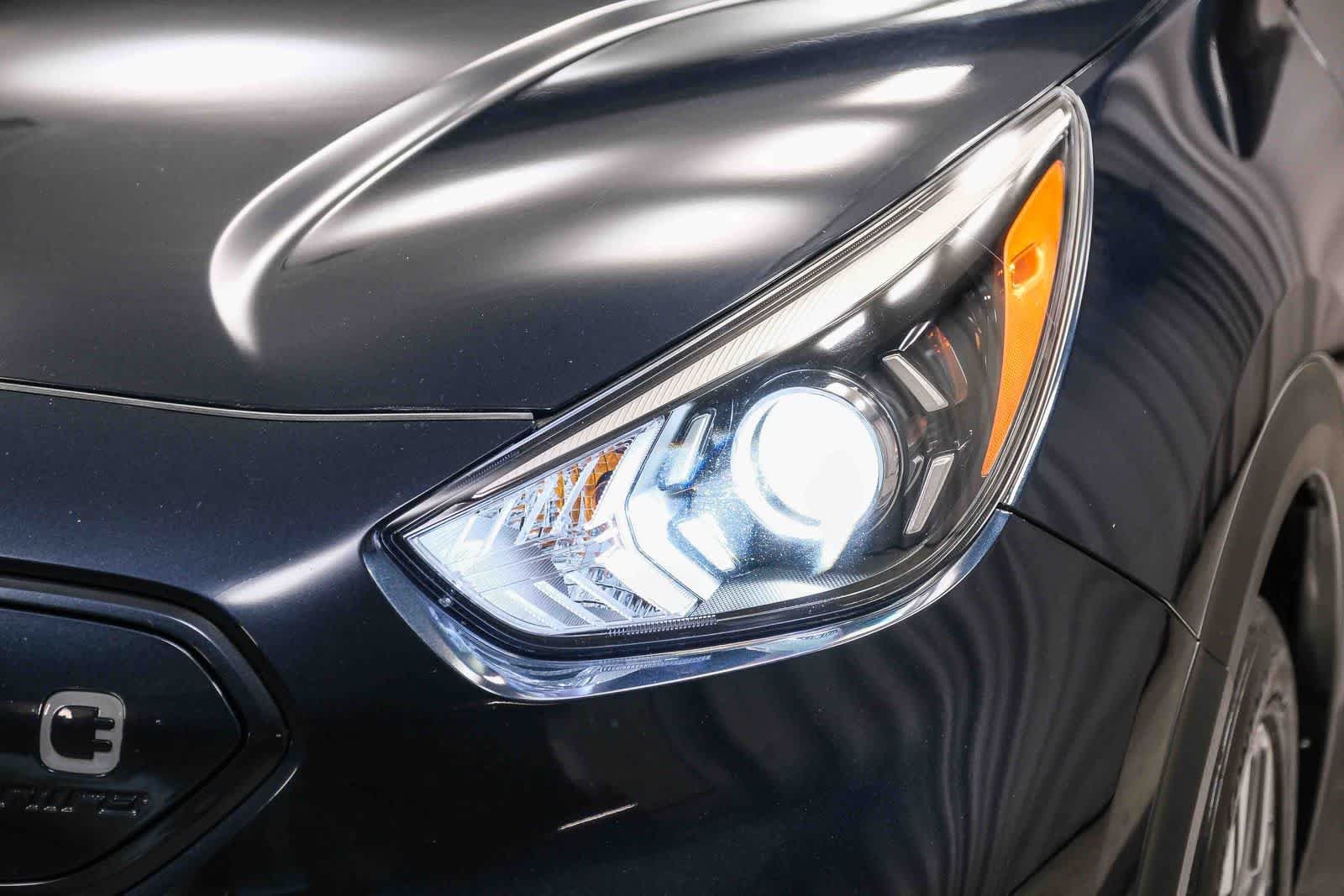 Used 2020 Gravity Blue Kia EX image 12