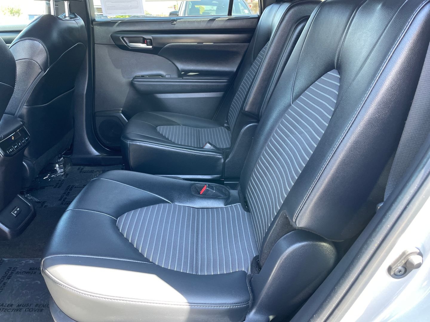 2025 Toyota Highlander XSE - Photo 15