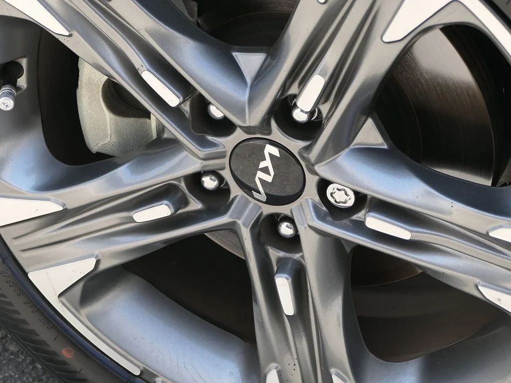 Used 2023 Silver Kia EX image 9