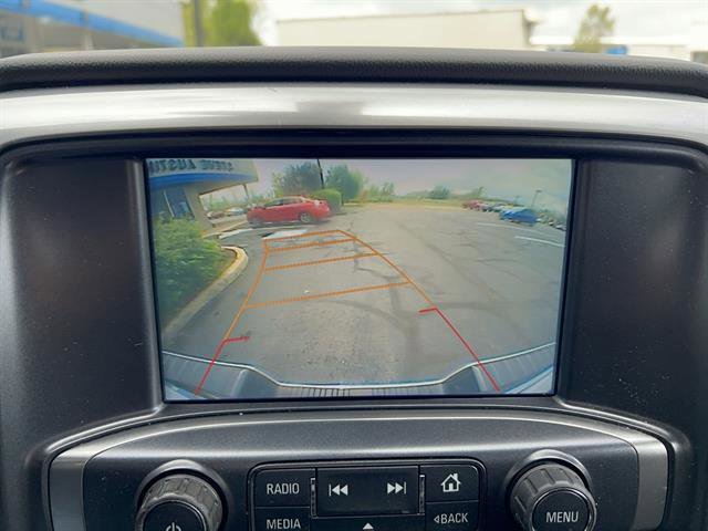 Used 2017 SUMMIT WHITE Chevrolet LT image 13